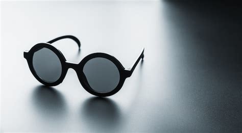 Premium Photo | Black round glasses