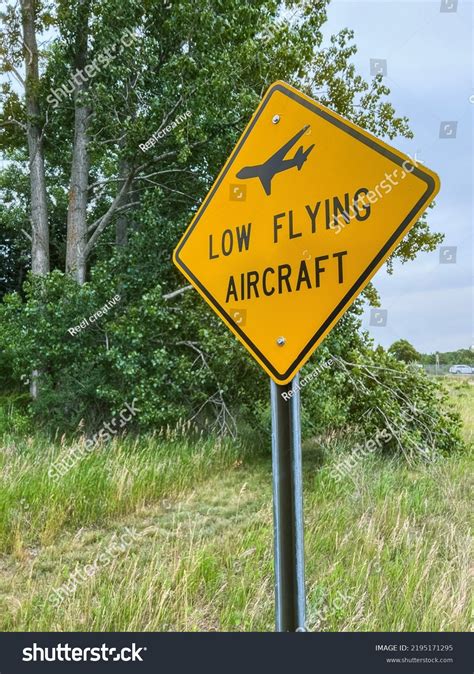 Low Flying Aircraft Sign Images Stock Photos And Vectors