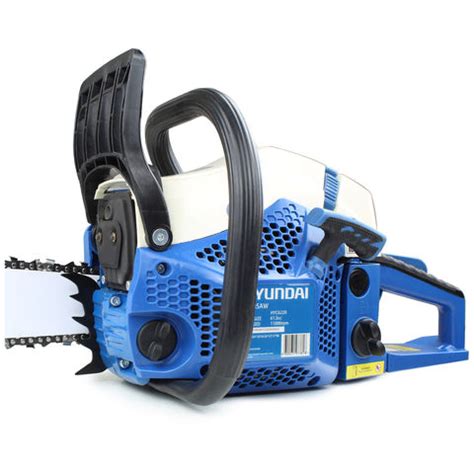 Hyundai Hyc Cc Petrol Chainsaw Machine Mart Machine Mart