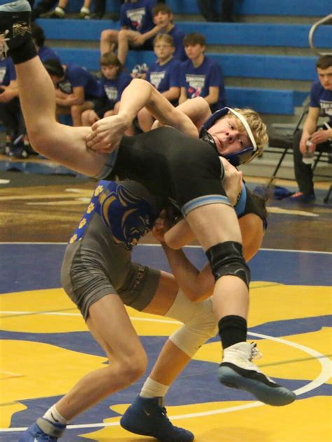 Prowlers Drop Duals To State Ranked Teams Thief River Falls Times