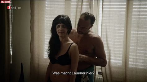 Naked Claudia Gallo In Der Bestatter
