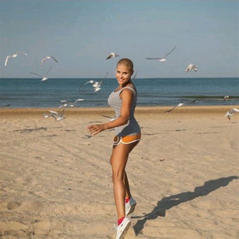 Hot Sexy Marina Vovchenko Bikini Pics