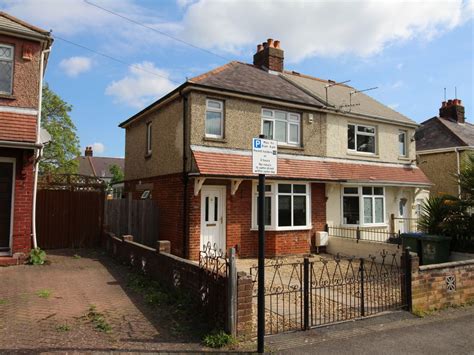 3 Bed Semi Detached House For Sale In Honeysuckle Road Southampton