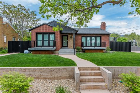 Lovely Home | Lofty Spot