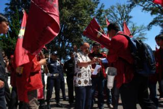 Unjuk Rasa Ikatan Mahasiswa Muhammadiyah Datatempo