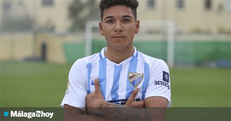 Málaga CF Loren Zúñiga un delantero de los que ya no quedan