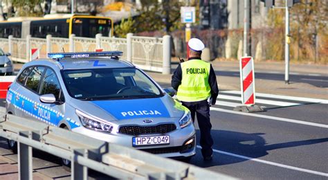 Warszawa Du E Utrudnienia Dla Kierowc W I Pasa Er W Komunikacji