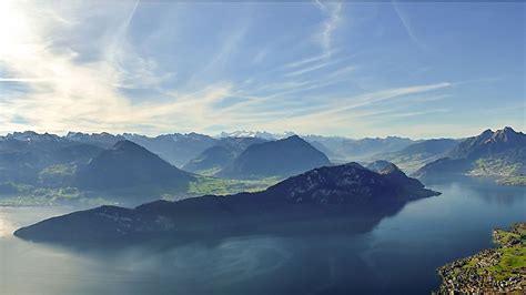 Lake Lucerne - WorldAtlas