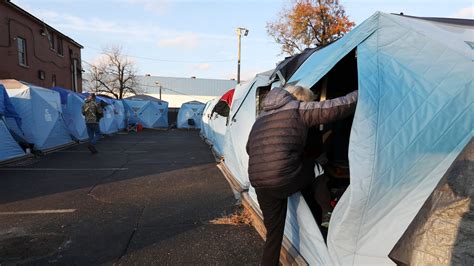 Inside Louisvilles Sanctioned Homeless Camp The Hope Village