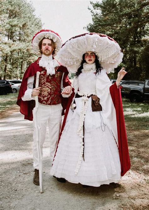 Pin By Sara Stardust On Fashion Me Wants Mushroom Outfit Renaissance