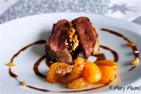 Roti de magret de canard aux amandes et aux clémentines Gourmand