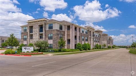 Best Luxury Saddle Club Apartments For Rent Mckinney Tx 48 Rentals