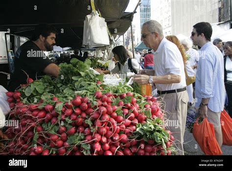 Green Market Union Square Park Manhattan New York Stock Photo - Alamy