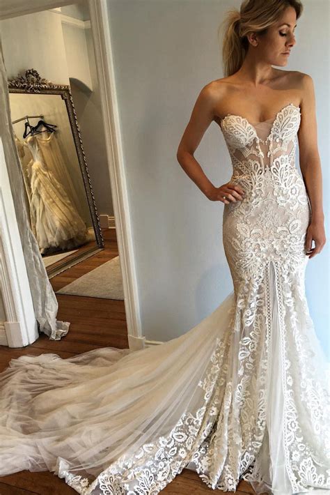 Strapless Mermaid Long Sweetheart Wedding Dress With Lace Appliques