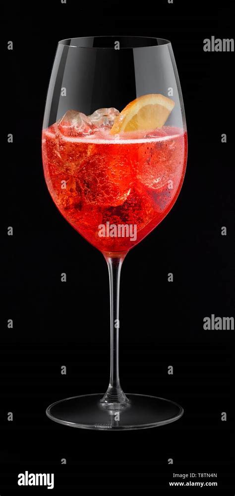 Campari Spritz Stockfotos Und Bilder Kaufen Alamy