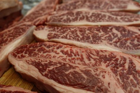 3x Pcs Australian Wagyu Striploin Mbs 67 Melacow Meat