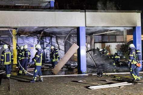 Feuerwehr Einsatz In Waiblingen Neustadt Brand An Friedensschule