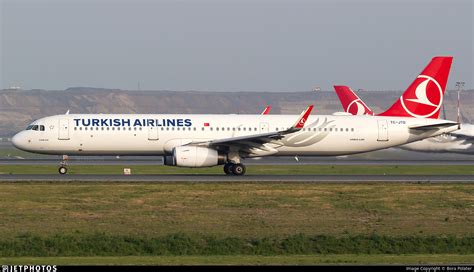 Tc Jtd Airbus A Turkish Airlines Bora Polater Jetphotos