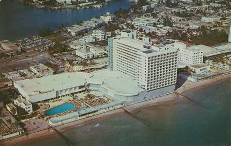 Deauville Hotel - Miami Beach, Florida | One of Miami Beach'… | Flickr