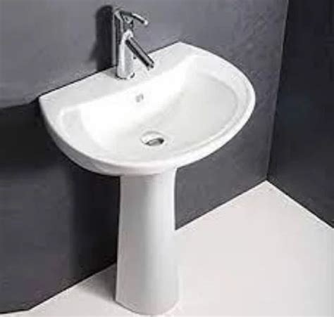 Ceramic Hindware Tango Pedestal Basin At Piece In Nagpur Id