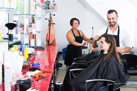 Que Día Es El Día De La Peluquera O Del Peluquero Guíapeluquerías