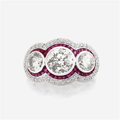 Lot 99 - A diamond, ruby, and platinum ring