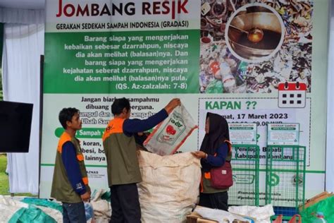 Klhk Kolaborasi Jadi Kunci Utama Gerakan Sedekah Sampah Antara News