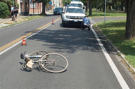 Ravenna ieri anziano investito in bici in viale Randi oggi è deceduto