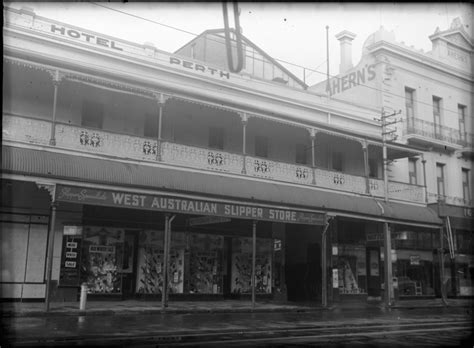 Hotel Perth Corner Of Barrack And Murray Streets Perth  95 7 Kb