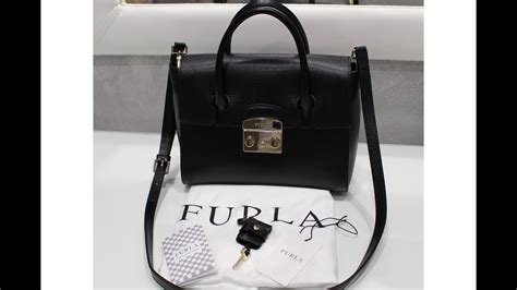 Обзор сумки Furla metropolis satchel (фурла метрополис сэтчел) - YouTube