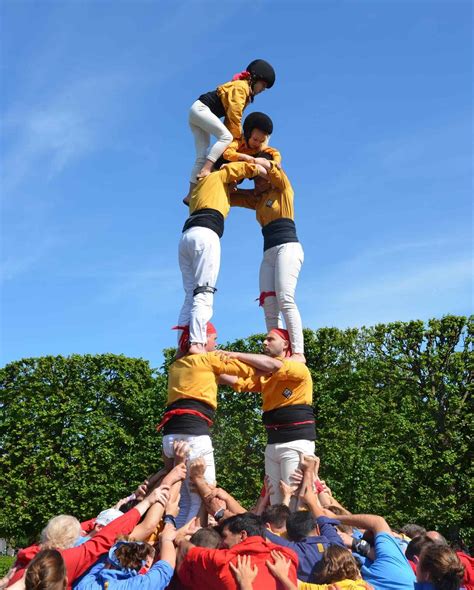 Los castellers por todo el mundo una tradición que se expande fuera de