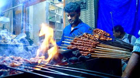 Ultimate Non Vegetarian Street Food At Shivajinagar Seekh Kebab