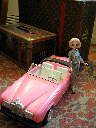 Lady Penelope with Fab 1 | Thunderbirds are go, Favorite cartoon ...