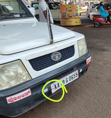 Special Drive Against Defective Number Plates In Mangalore 900 Vehicles