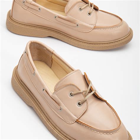 Kadın Nude Cilt Rahat Kalıp Termo Taban Bağcıklı Lofer Fiyatları Flo