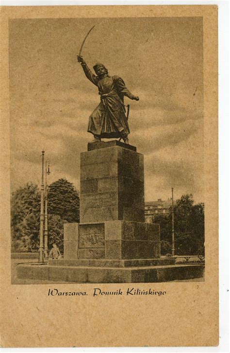 W wa pomnik Kilińskiego w MUSEUM TOMATORUM Pamiątki