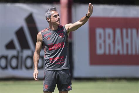 Técnico Paulo Sousa Do Flamengo E Auxiliares Têm Vistos De Trabalho Regularizados Ancelmo