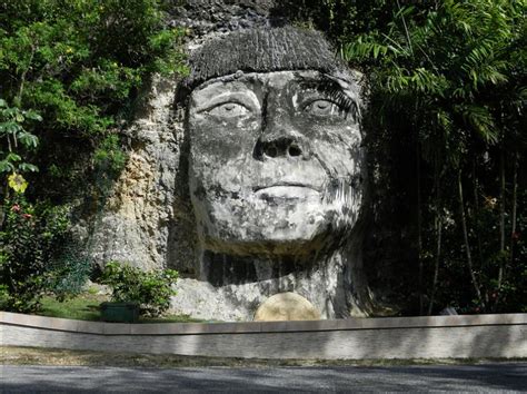 Taino indian rock Puerto Rico Beautiful Tiano art! Taino Vive! Puerto ...