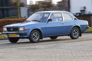 Kenteken Check 50 XS 55 OPEL ASCONA 19 AutoWeek