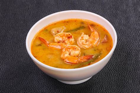 Premium Photo Famous Thai Tom Yam Soup