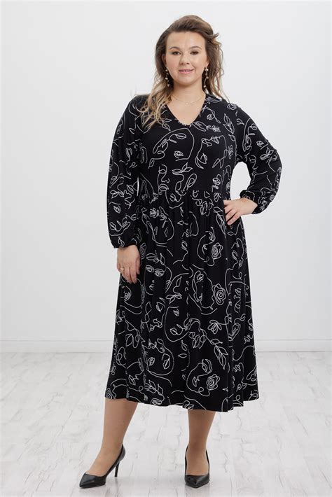 Czarna Oversize Owa Sukienka Face Z Nadrukiem Plus Size Xxl Jesie Moda