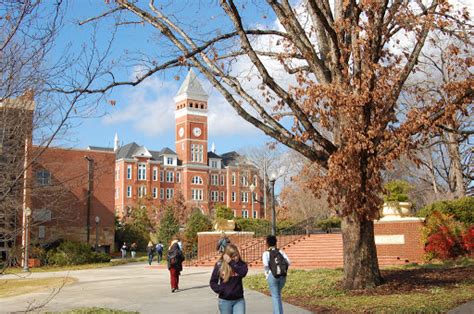 25 Best Public Universities In Usa With Scholarships 2024