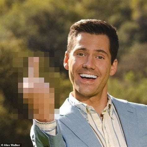 7 Hot Sexy Alec Walker Bikini Pics