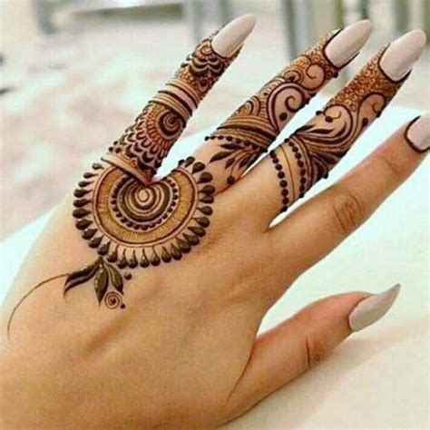 22 Superlative Mehndi Tattoo Designs For Ladies Sheideas