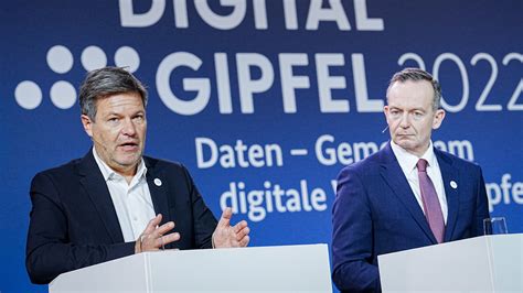 Digital Gipfel Bundesregierung Will Datenauswertungen Erleichtern Dvz