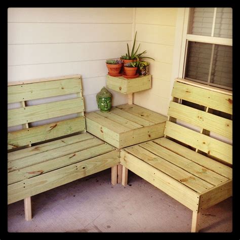 5 Homemade Garden Furniture Ideas For 2023 - momnivoredilemma