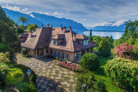 Splendid Property Of Master Prestigious And Sought in Montreux ...