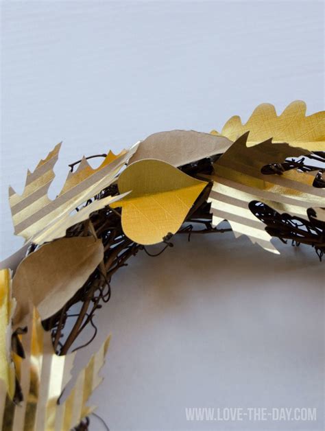 DIY Paper Leaf Wreath Tutorial on Love The Day by Lindi Haws