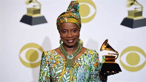 Angélique Kidjo diva béninoise aux 4 Grammy et la star de l afro pop