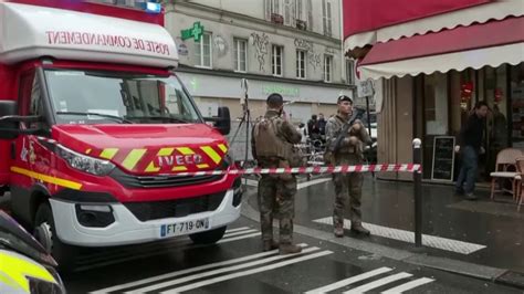 Kurdes Tu S Paris Le Suspect Voulait D Abord S En Prendre Des